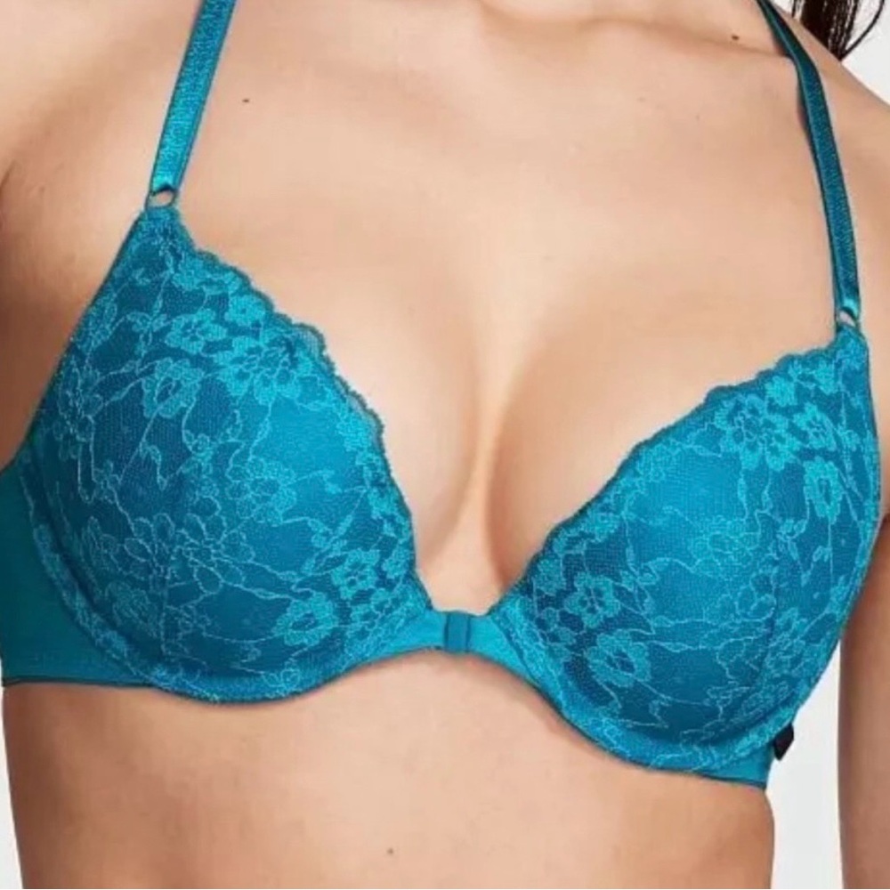 NWOT* Victoria's Secret Teal Lace Bra 38dd